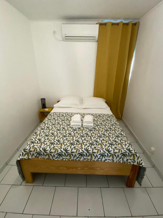 Appartement Moderne, 2 Chambres, Proche Aeroport • Chu • Port Les Abymes Extérieur photo